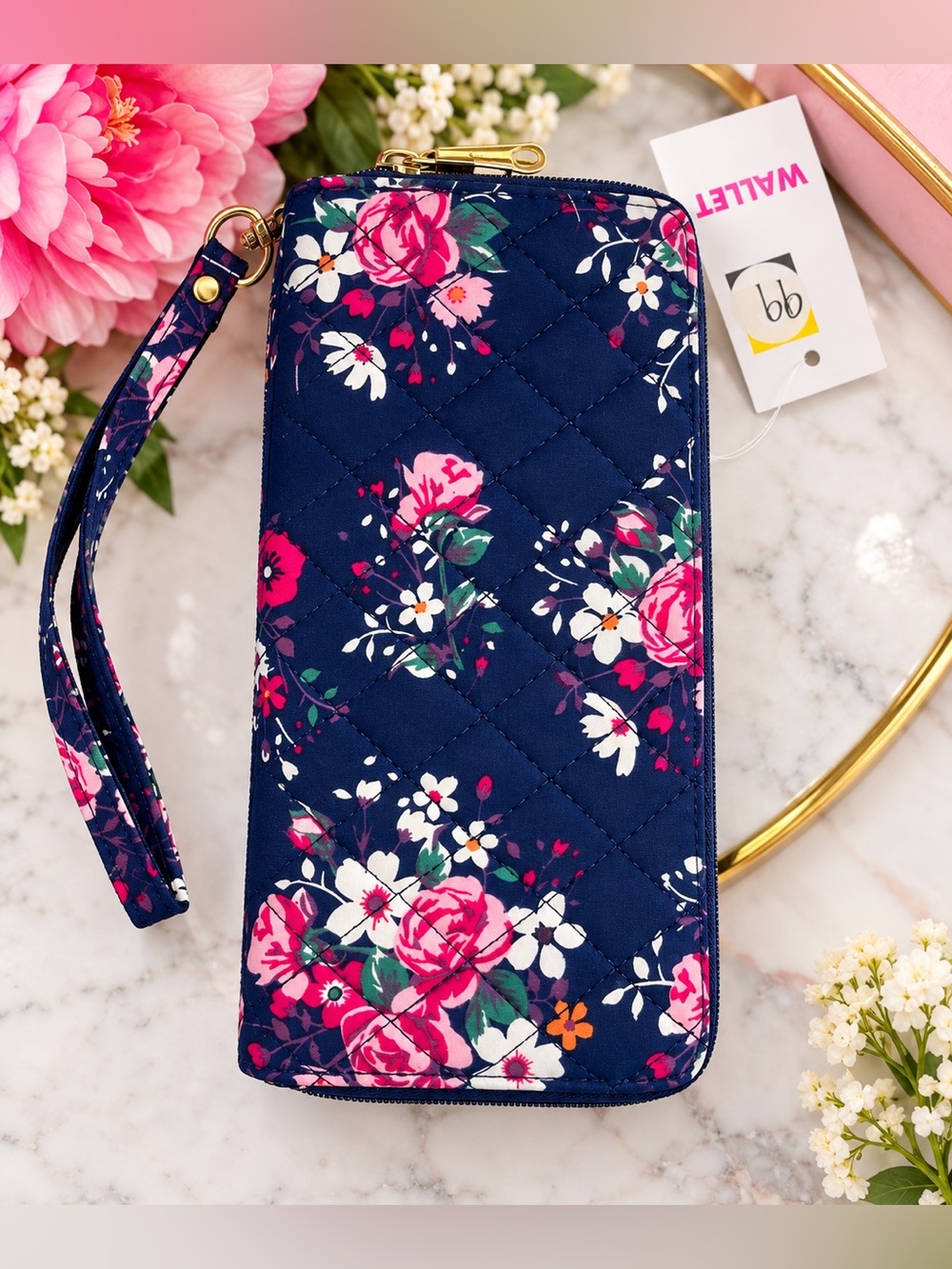 NWT Navy Floral Quilted Wristlet Wallet Accordion Organizer